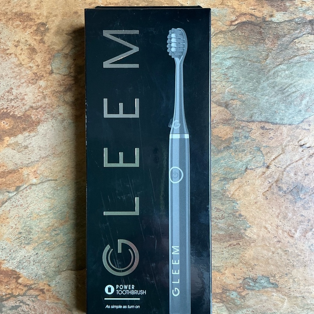 Lee Black Power Toothbrush